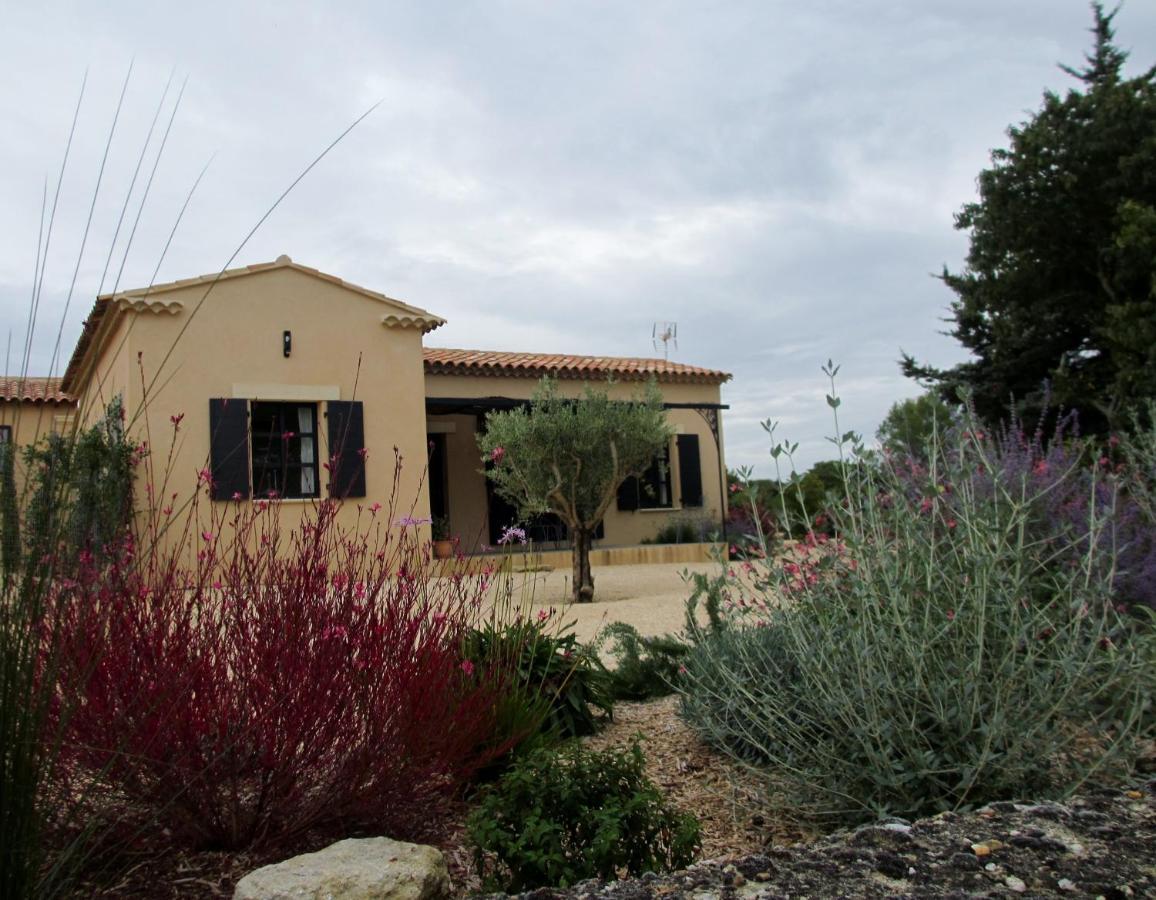 Mazet De La Lavande Uzes Exterior photo
