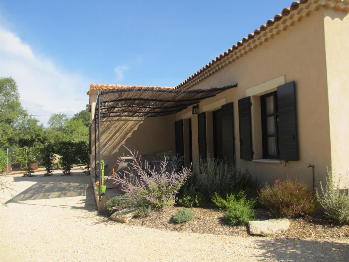 Mazet De La Lavande Uzes Exterior photo